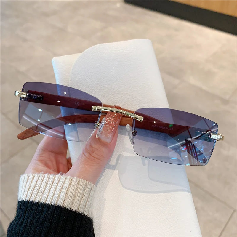 Aster Unisex