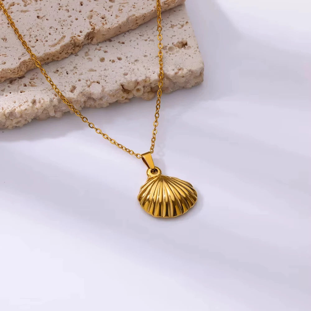 Sunflower Geometric Pendant Necklace