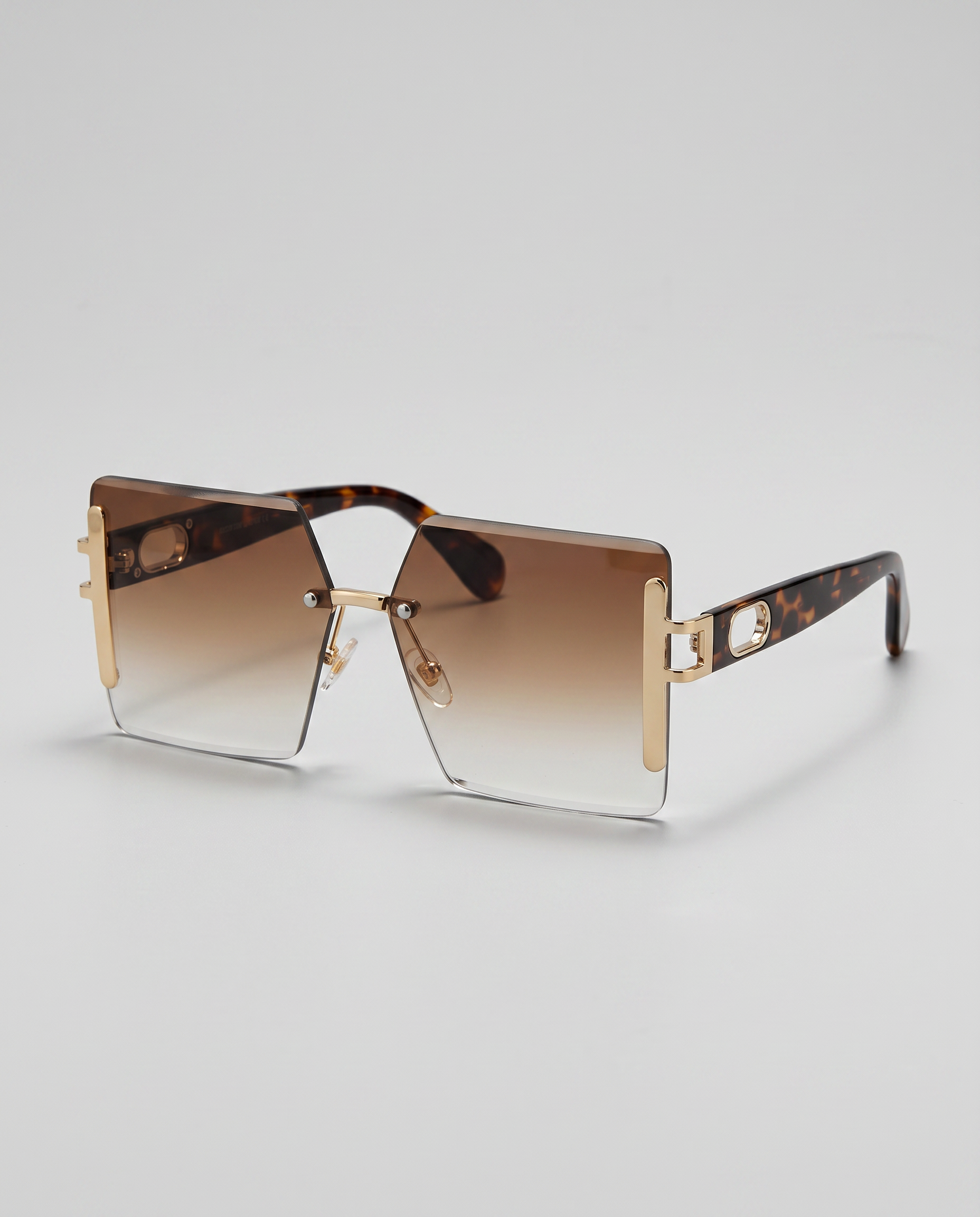 Rimless Statement