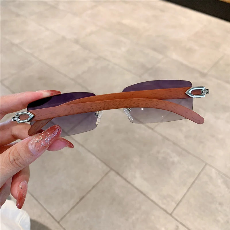 Aster Unisex