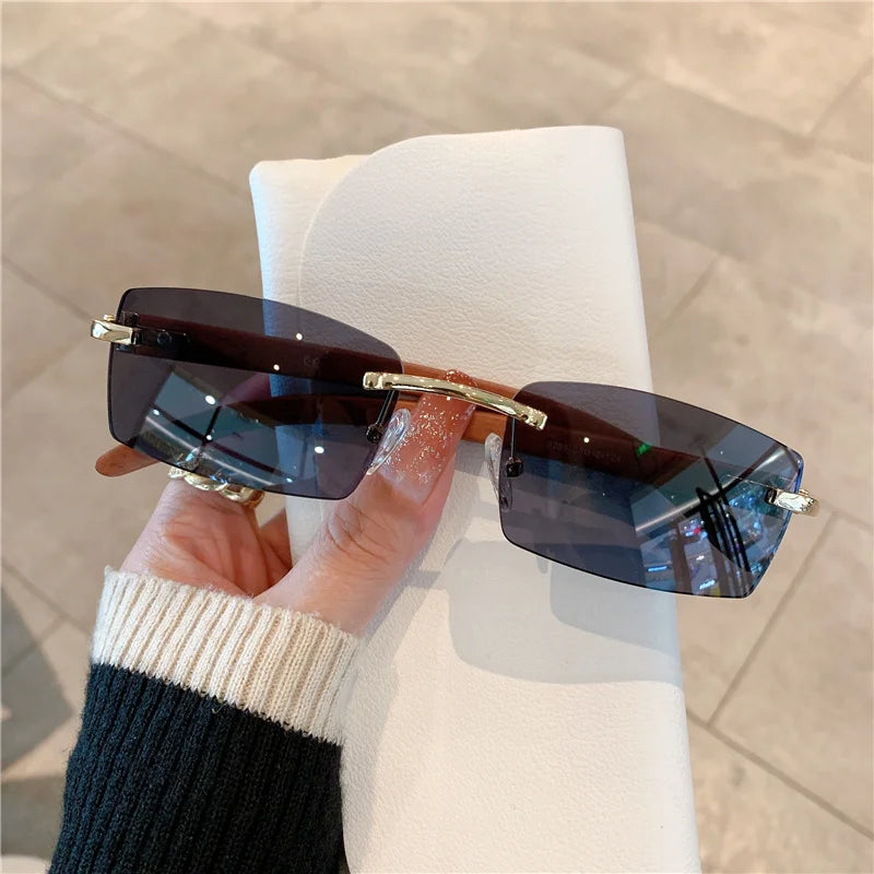 Aster Unisex